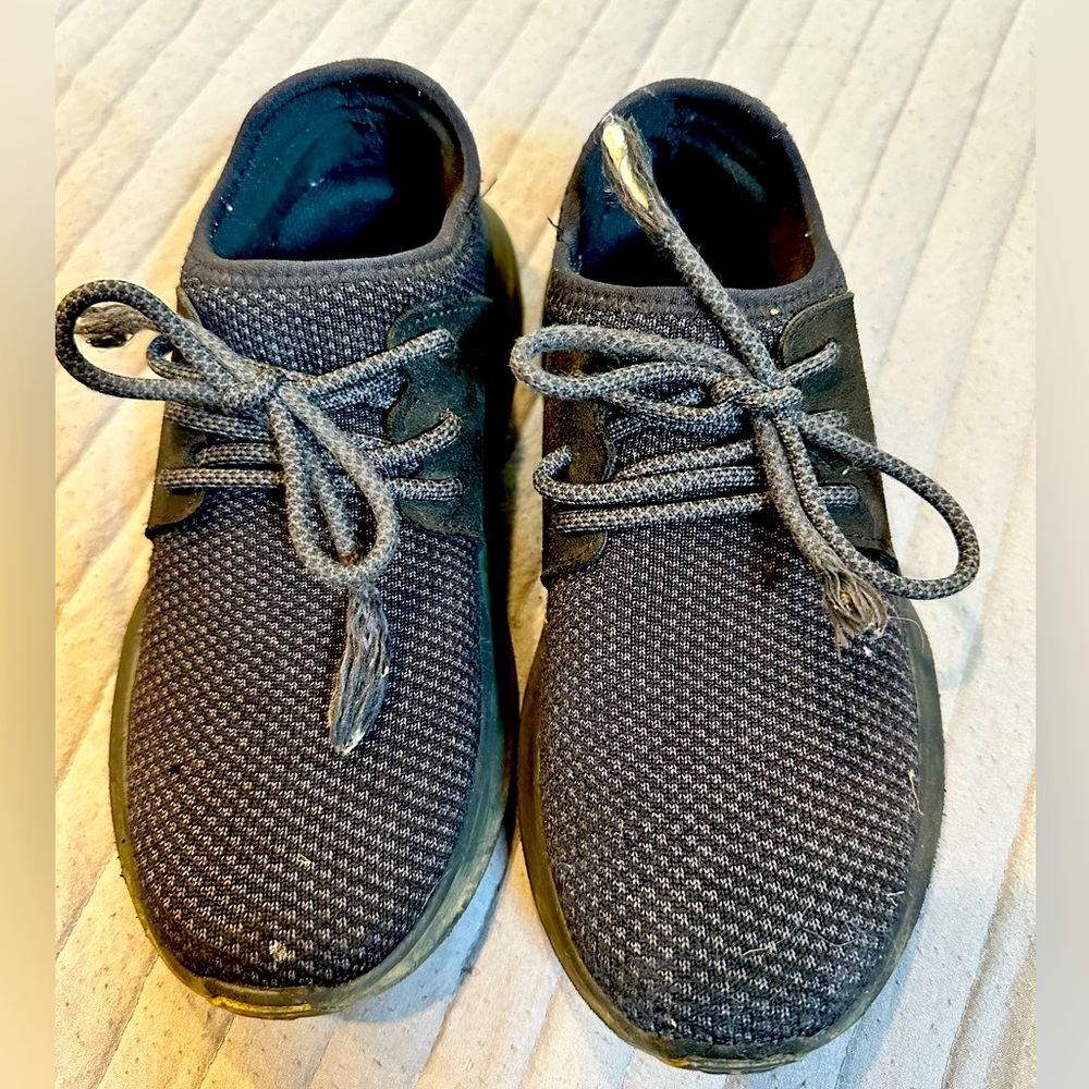 Vessi everyday classic women’s size 6